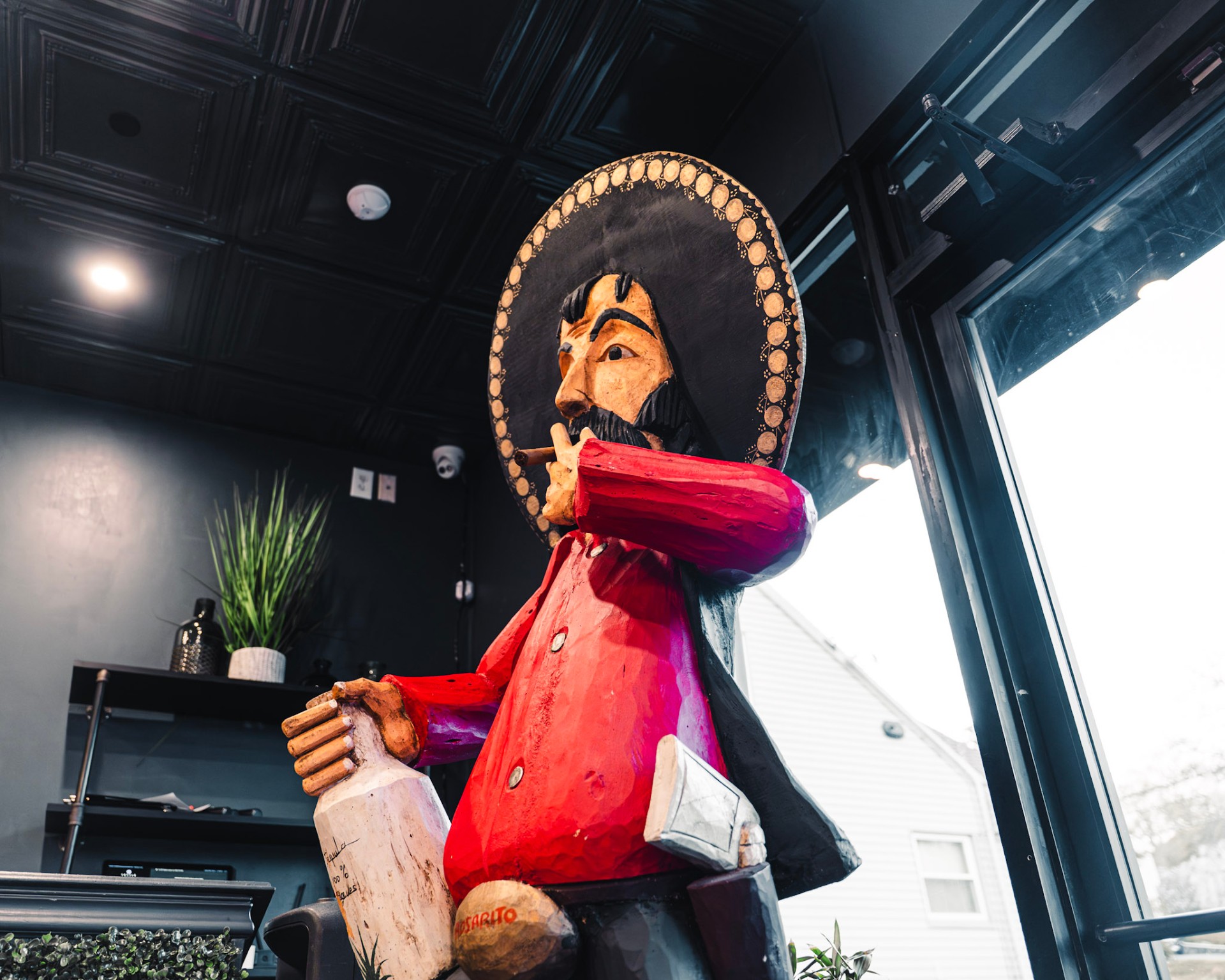 Paolo's Caribbean Fusion atmosphere 1
